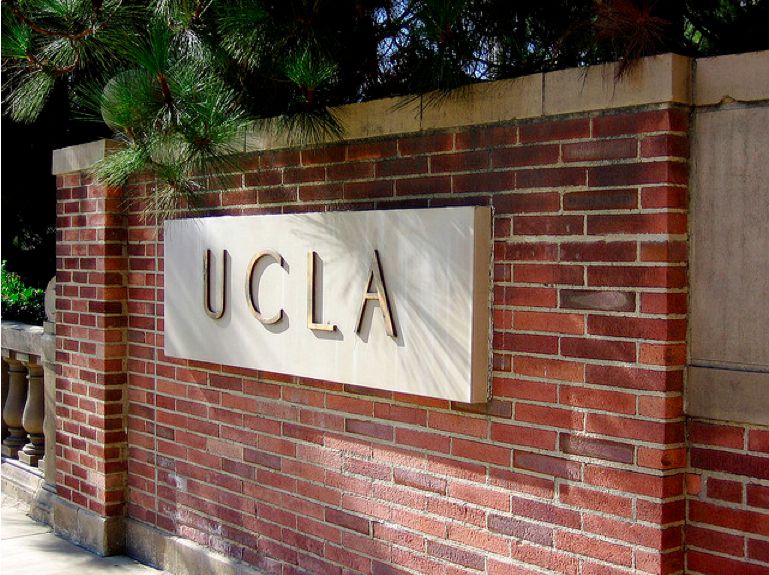 UCLA entrance sign